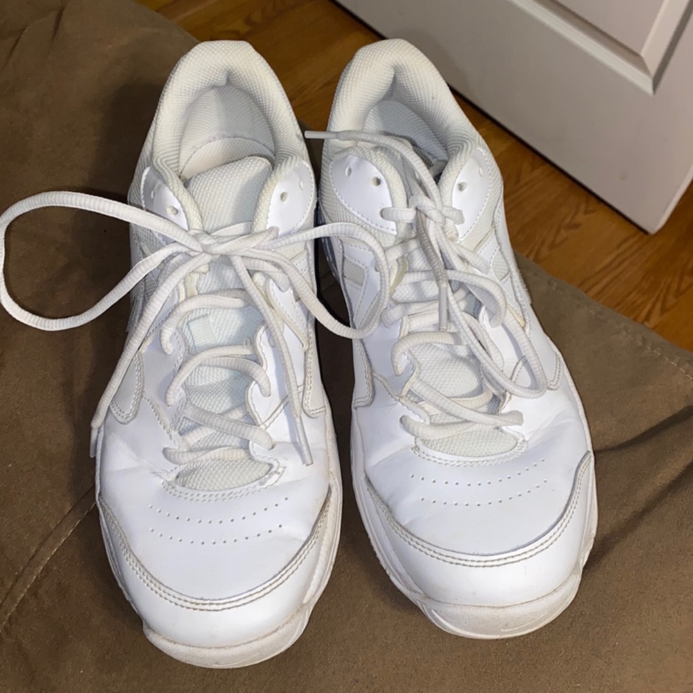 NIKE White Tennis Shoes